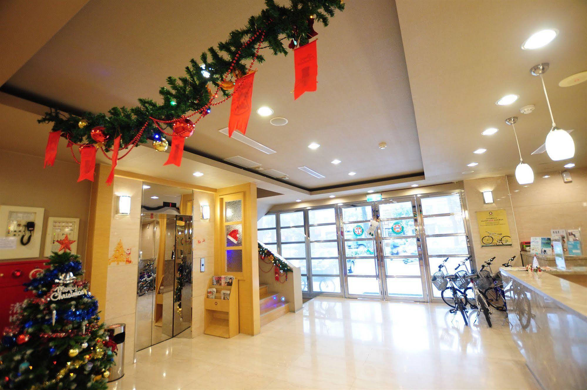 Kindness Hotel - Hanshen Kaohsiung Eksteriør billede